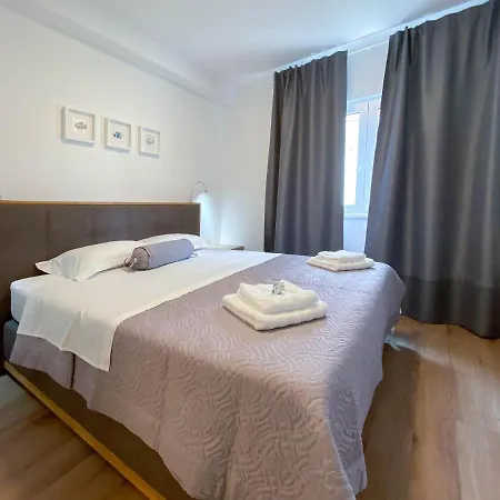 Apartment Marisa Hvar Ii